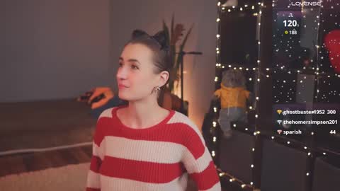 Snapshot of bananya_kitty chatting on 02/15/25, 10:22 Ellen and online show from 02/15/25, 10:22