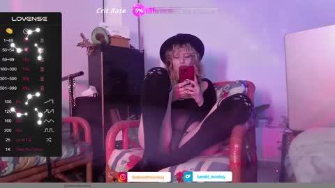 V E R O N I C A online show from 04/30/26, 02:51