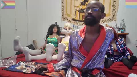 Bando Husbando online show from 11/12/25, 02:56