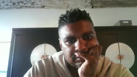 Snapshot of bandusrilanka200 chatting on 09/15/25, 01:33 bandusrilanka200 online show from 09/15/25, 01:33