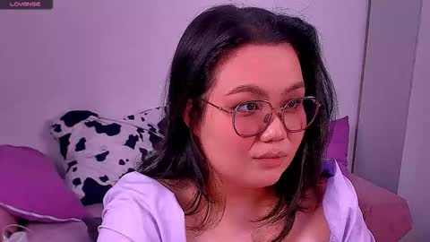 Barbie Kim online show from 10/19/25, 06:19