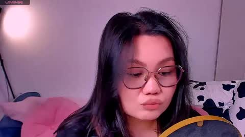 Snapshot of barbara_bb chatting on 04/08/26, 10:15 Barbie Kim online show from 04/08/26, 10:15