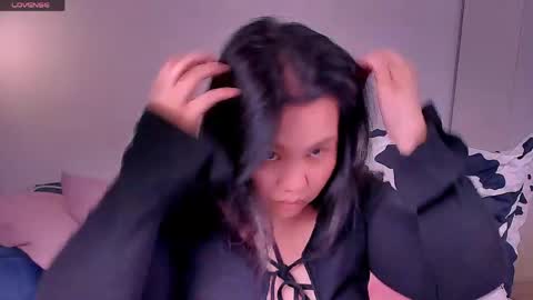 Snapshot of barbara_bb chatting on 04/16/26, 03:07 Barbie Kim online show from 04/16/26, 03:07