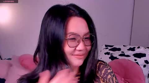 Snapshot of barbara_bb chatting on 04/19/26, 03:28 Barbie Kim online show from 04/19/26, 03:28