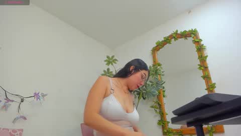 Snapshot of barbaraknox_ chatting on 03/08/26, 06:34 Barbara online show from 03/08/26, 06:34