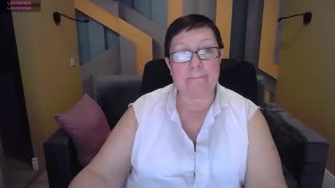 Snapshot of barbaraturners chatting on 02/04/25, 04:15 barbaraturners online show from 02/04/25, 04:15