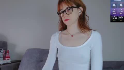 Snapshot of barbarian_girl chatting on 01/13/26, 12:21 Amina online show from 01/13/26, 12:21