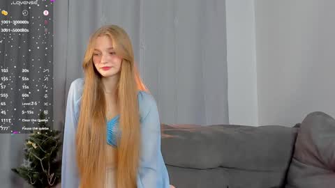 Snapshot of barbbiiedoll chatting on 02/03/25, 09:50 Kendall online show from 02/03/25, 09:50