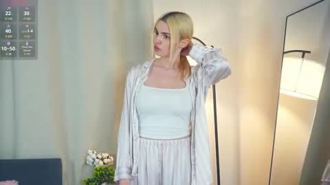 Snapshot of barberahuelsman chatting on 02/09/26, 08:29 Mikki online show from 02/09/26, 08:29