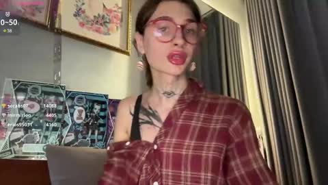 My name is Molly. Please say hello I like talking to you. If you have any wishes or obscene desires please use the tip menu online show from 12/28/24, 10:58