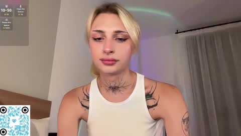 My name is Molly. Please say hello I like talking to you. If you have any wishes or obscene desires please use the tip menu online show from 09/14/25, 07:46