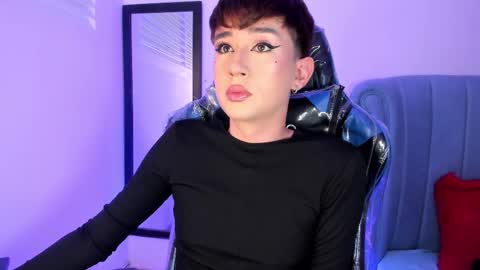          I work from home this is my room 3 online show from 02/21/26, 01:56