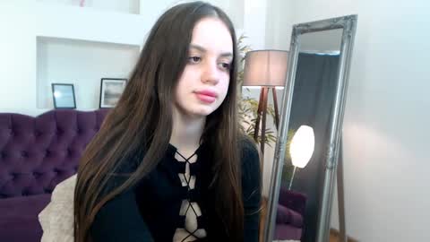 Scarlett online show from 04/19/26, 12:15