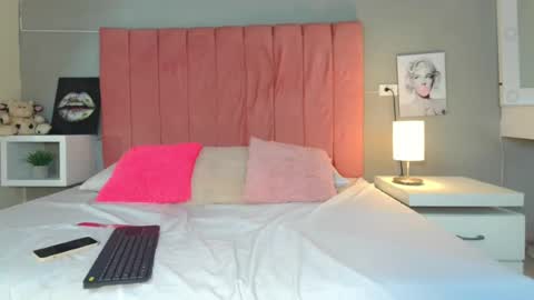 Barbie lorens online show from 07/12/26, 11:56