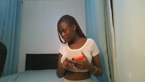 queen online show from 12/01/25, 09:20