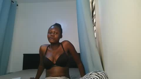 queen online show from 02/26/26, 10:03