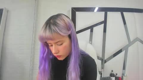 Barbie online show from 09/12/25, 01:22