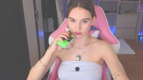 Eva online show from 06/08/26, 11:43