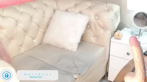 barbiefox_ online show from 01/10/25, 09:53