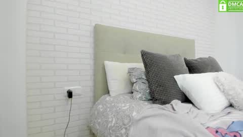 Tatiana online show from 02/18/25, 03:21