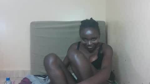 Snapshot of barbies_ebony chatting on 12/17/25, 04:13 barbies_ebony online show from 12/17/25, 04:13