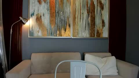 Luna online show from 02/06/26, 05:49