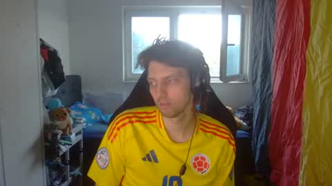 Snapshot of barca200 chatting on 06/13/26, 07:12 barca200 online show from 06/13/26, 07:12