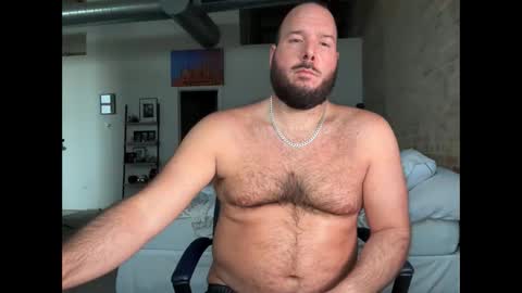 Snapshot of barebackheat chatting on 05/05/26, 11:29 Barebackheat online show from 05/05/26, 11:29