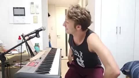 BareBritPianist online show from 12/04/25, 03:43