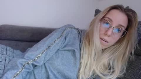 Lena online show from 04/20/26, 05:37