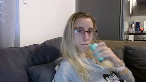 Lena online show from 05/14/26, 07:15