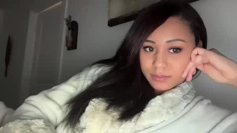 Snapshot of baristachicka28 chatting on 03/12/25, 06:00 chicka online show from 03/12/25, 06:00