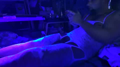 Snapshot of barkeeemark chatting on 02/10/26, 06:50 nevametafreaklikemeb4 online show from 02/10/26, 06:50