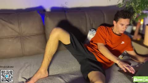 Snapshot of barney_kevin chatting on 11/06/25, 11:22 Fansly Barney and Kevin T online show from 11/06/25, 11:22