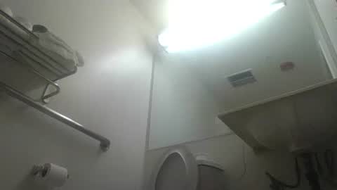 Snapshot of barniemay1 chatting on 02/05/25, 08:00 barniemay1 online show from 02/05/25, 08:00