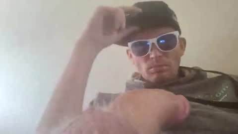 Snapshot of barniemay1 chatting on 03/08/25, 12:33 barniemay1 online show from 03/08/25, 12:33