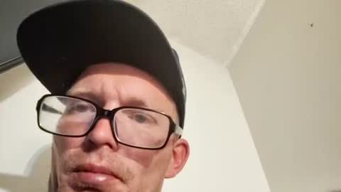 Snapshot of barniemay1 chatting on 03/08/25, 07:38 barniemay1 online show from 03/08/25, 07:38