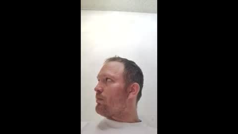 Snapshot of barniemay1 chatting on 09/21/25, 01:07 barniemay1 online show from 09/21/25, 01:07