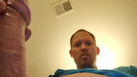 Snapshot of barniemay1 chatting on 11/16/25, 06:46 barniemay1 online show from 11/16/25, 06:46