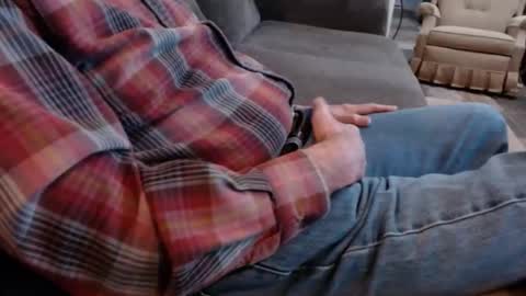 Snapshot of baronred54 chatting on 12/14/25, 11:09 Baron online show from 12/14/25, 11:09