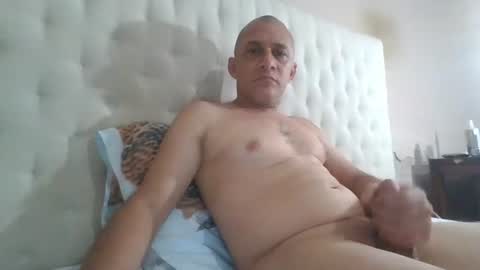 Snapshot of barranquillero76 chatting on 07/12/26, 02:30 barranquillero76 online show from 07/12/26, 02:30