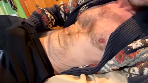 Snapshot of baseballboy13 chatting on 11/03/25, 10:53 Ball Player Next Door online show from 11/03/25, 10:53