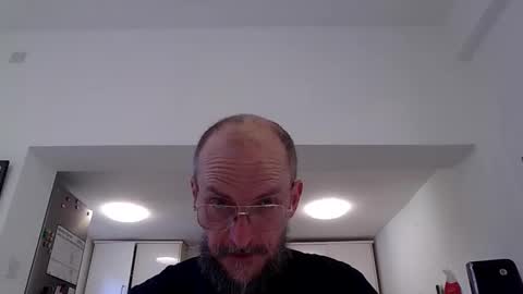 basiccamguy online show from 04/09/26, 07:58