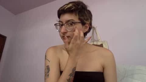 Snapshot of basilbbb chatting on 04/02/26, 10:29 basil online show from 04/02/26, 10:29