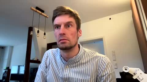 Snapshot of basst23 chatting on 01/24/25, 08:44 basst23 online show from 01/24/25, 08:44