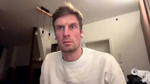 Snapshot of basst23 chatting on 01/26/25, 10:35 basst23 online show from 01/26/25, 10:35