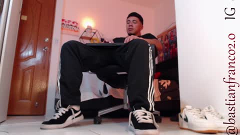 Snapshot of bastian_franco01 chatting on 12/15/24, 05:13 Bastian Independent Model online show from 12/15/24, 05:13