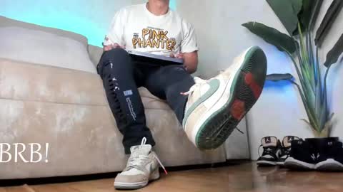 Bastian Independent Model online show from 04/26/26, 10:46