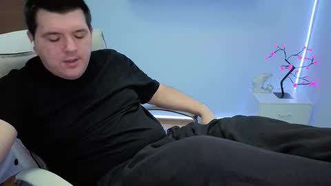 BASY online show from 11/12/25, 04:02