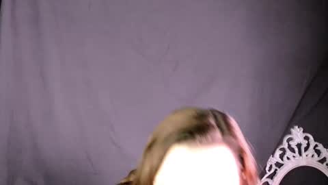 Snapshot of bat_laughing_bat chatting on 01/10/26, 12:56 Ask me online show from 01/10/26, 12:56